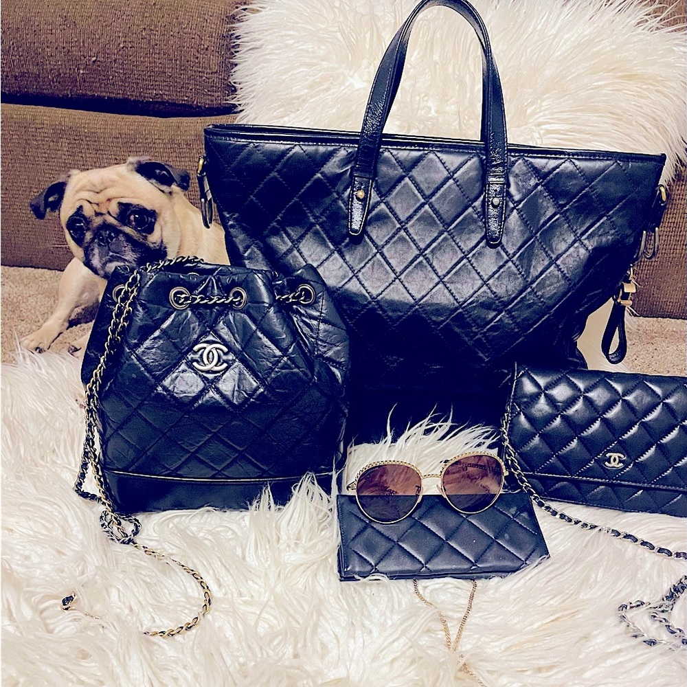 Large tote matching backpack crossover and sun glasses all authentic